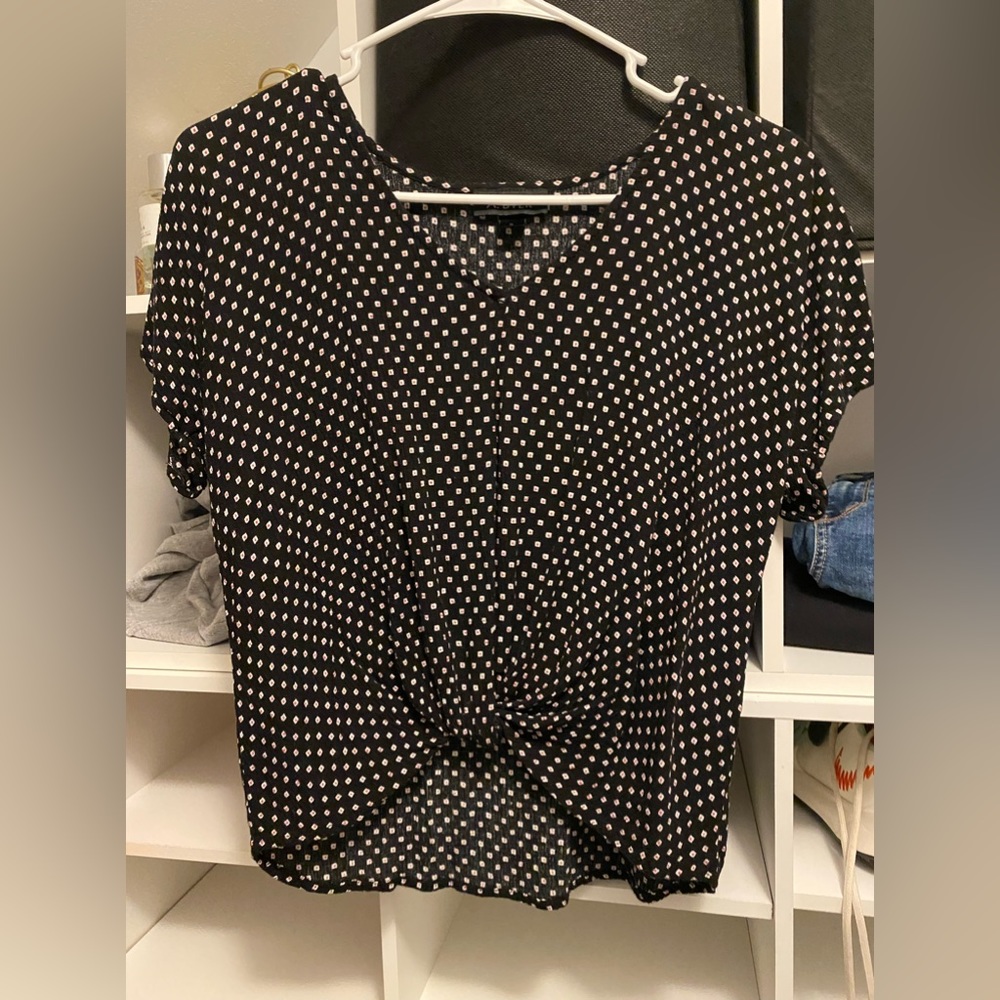 Black toed shirt